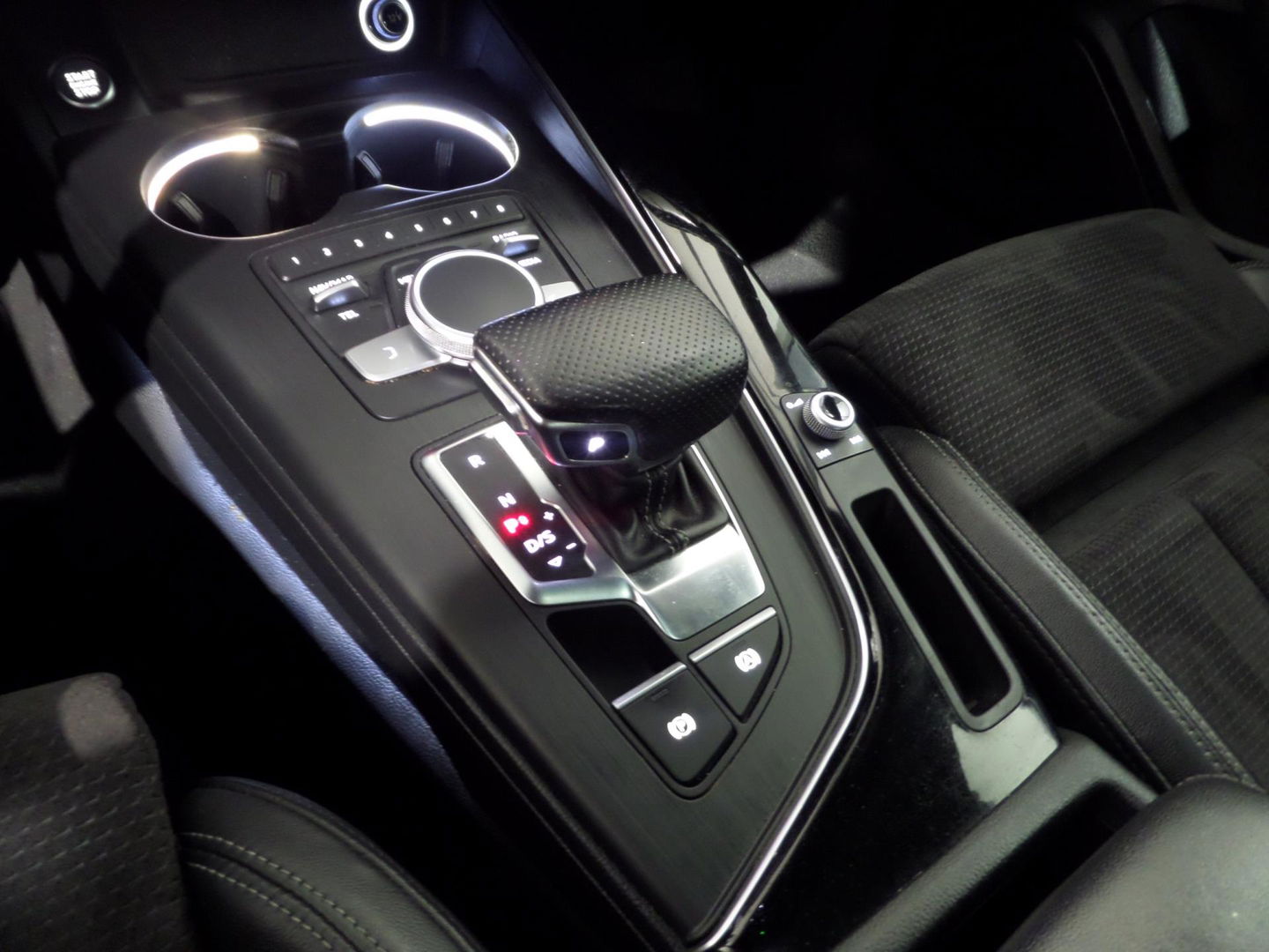 Audi A5 Sportback 2.0 TFSI Sport 2X S-Line "Origineel NL" Automaat! Pano Apple-Carplay Virtual Stoelverwarming Full-LED koplampen