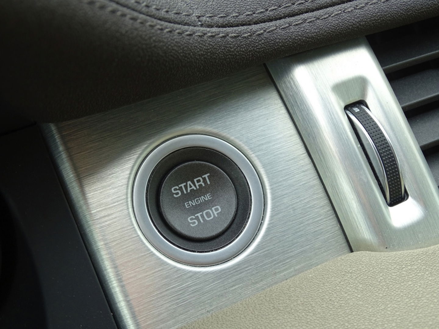 Land Rover Range Rover Evoque 2.2 eD4 2WD Pure / luxe pakket