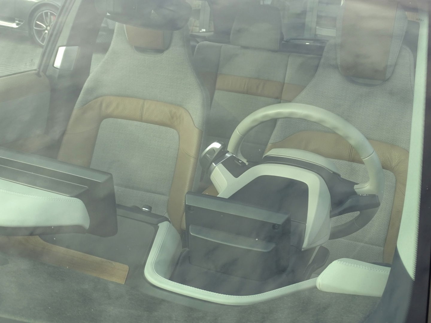 BMW i3 94Ah 170PK 33kWh / High Executive / Harman Kardon / LED *NAP*