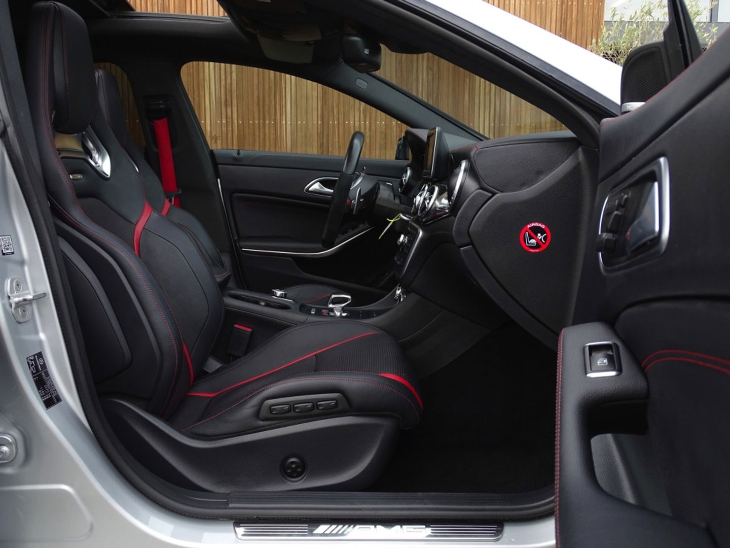 Mercedes-Benz CLA-Klasse AMG 45 4MATIC 361PK / Edition 1 / schaalstoelen *NAP*