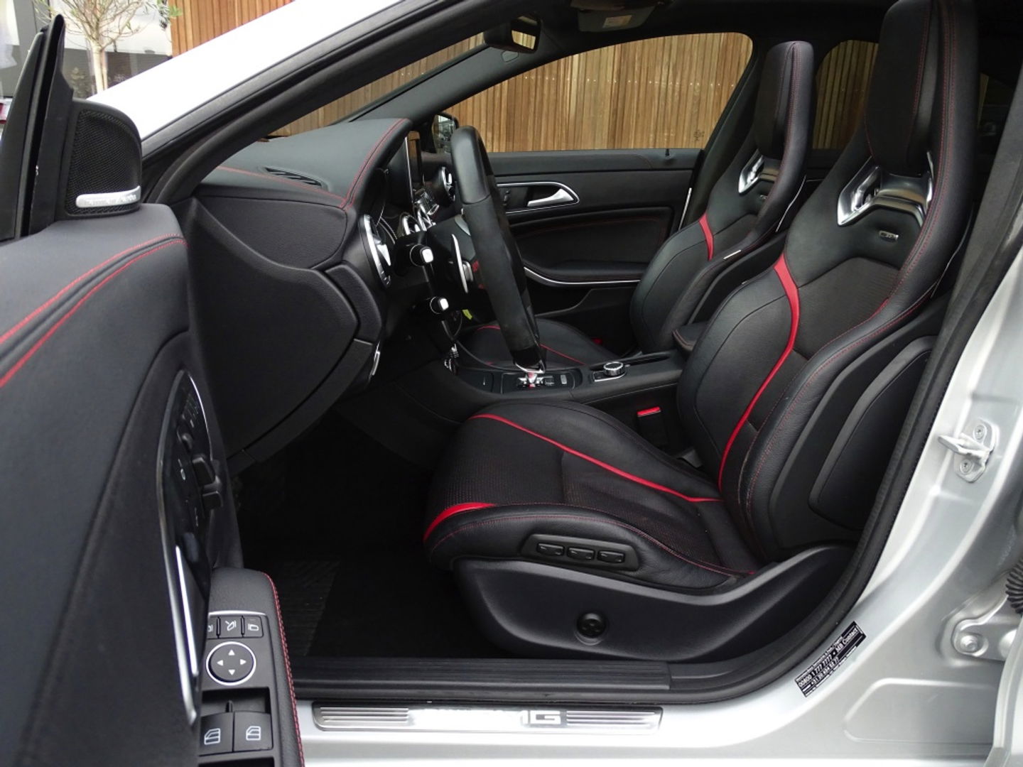 Mercedes-Benz CLA-Klasse AMG 45 4MATIC 361PK / Edition 1 / schaalstoelen *NAP*