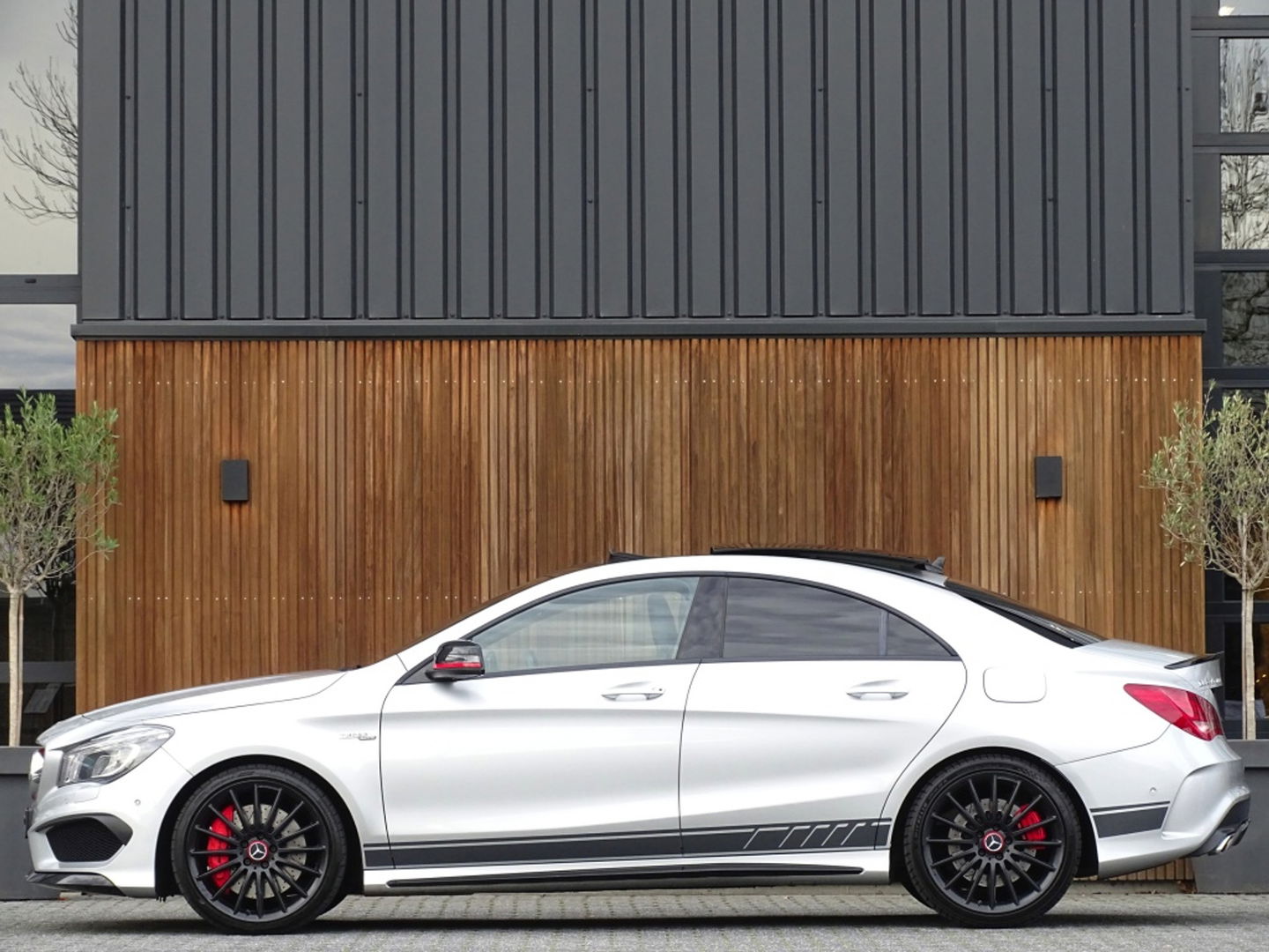 Mercedes-Benz CLA-Klasse AMG 45 4MATIC 361PK / Edition 1 / schaalstoelen *NAP*