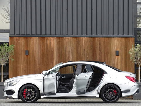 Mercedes-Benz CLA-Klasse AMG 45 4MATIC 361PK / Edition 1 / schaalstoelen *NAP*