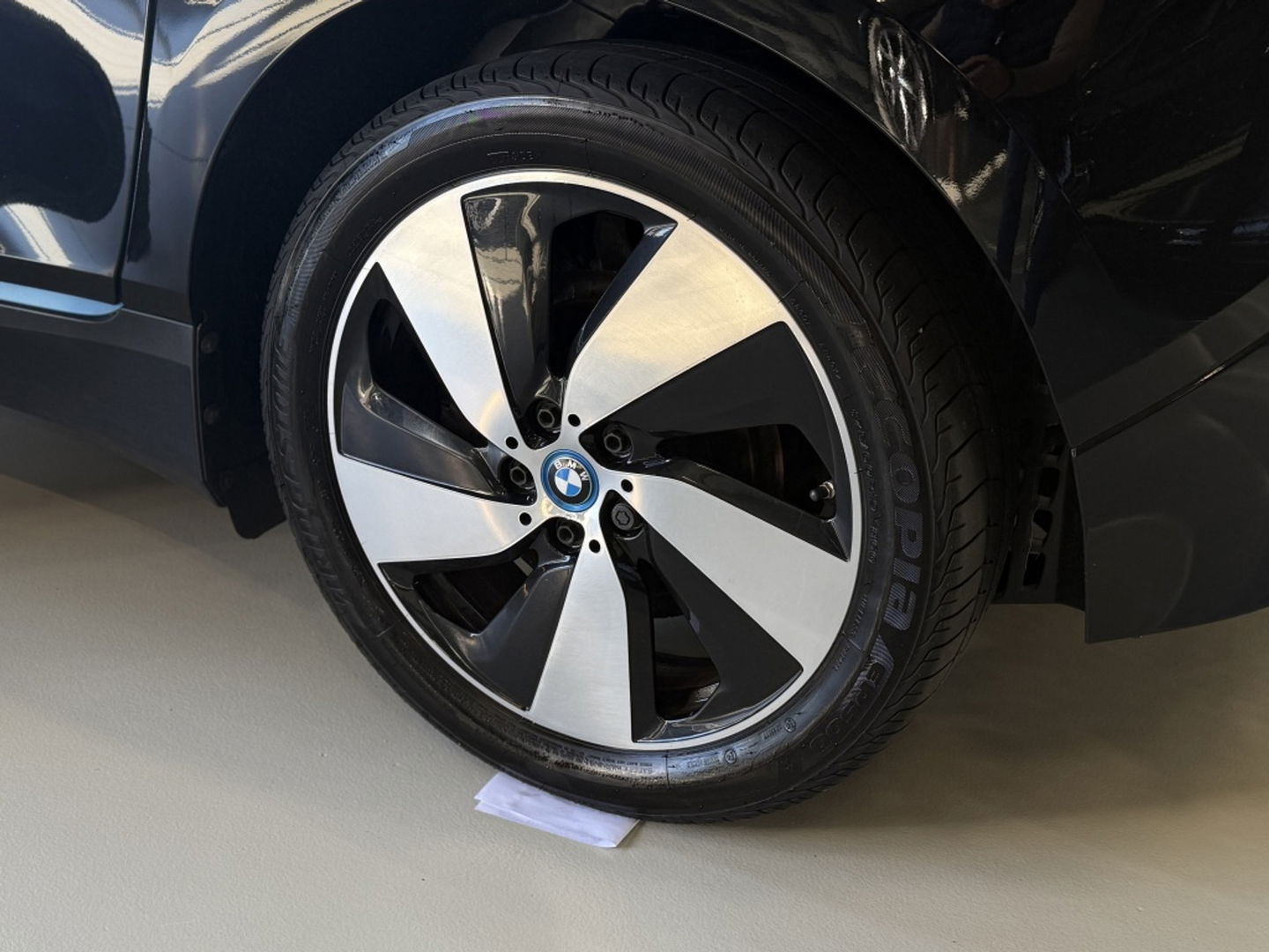 BMW i3 94Ah 170PK 33kWh / High Executive / Harman Kardon / LED *NAP*