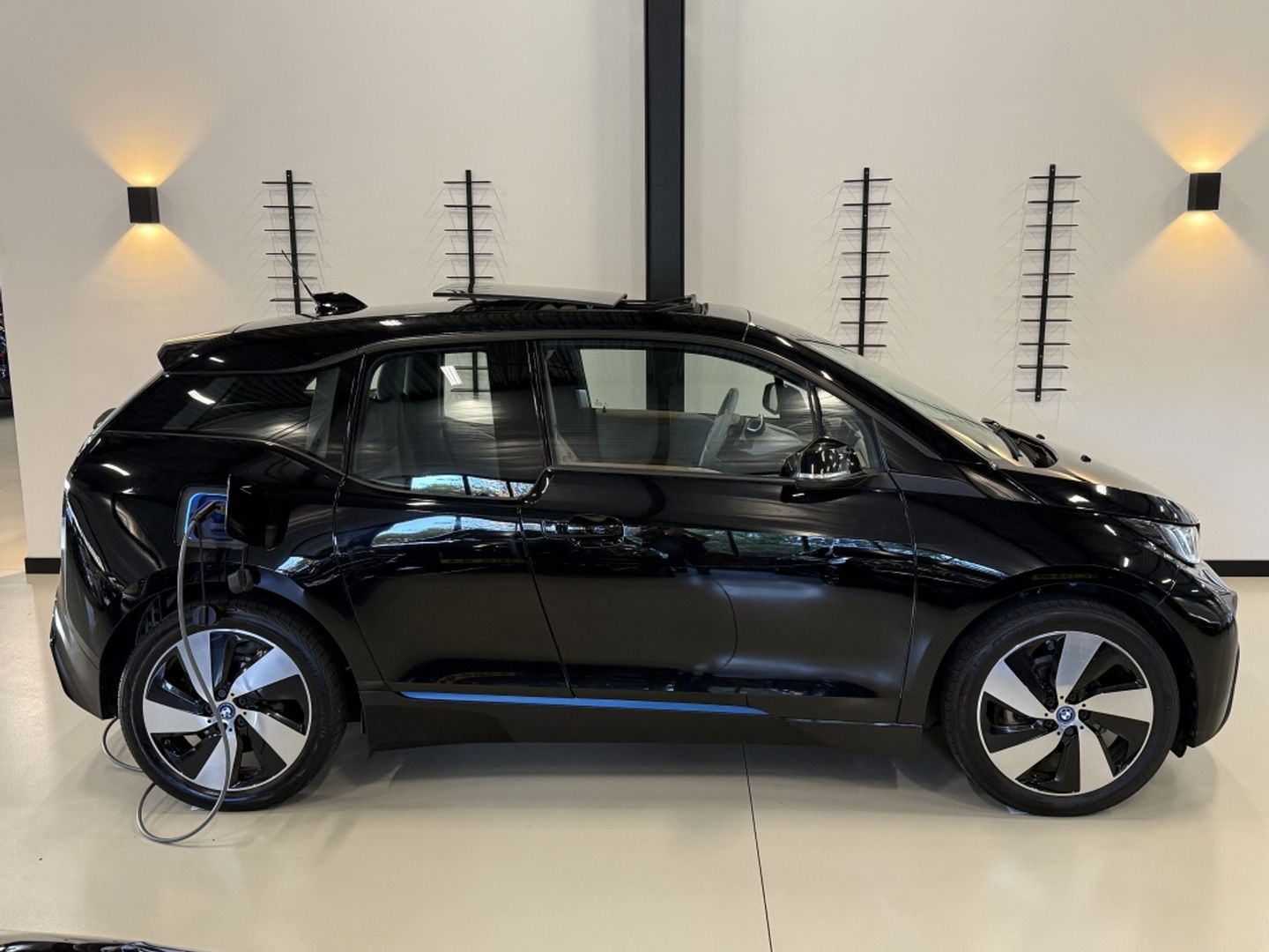 BMW i3 94Ah 170PK 33kWh / High Executive / Harman Kardon / LED *NAP*