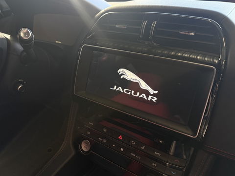 Jaguar F-Pace 3.0 S/C S A381PK / LED