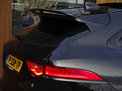 Jaguar F-Pace 3.0 S/C S A381PK / LED