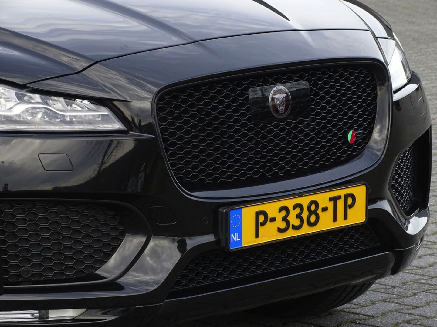Jaguar F-Pace 3.0 S/C S A381PK / LED