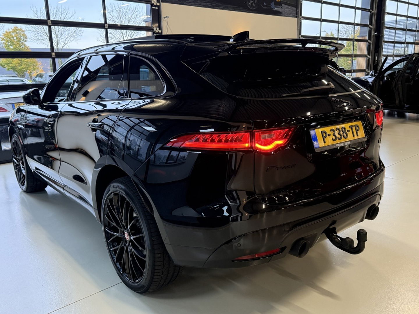 Jaguar F-Pace 3.0 S/C S A381PK / LED