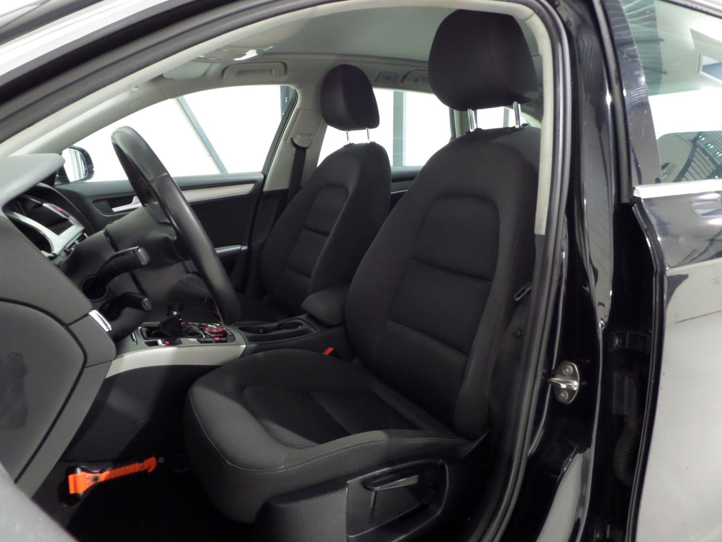 Audi A4 Avant 1.8 TFSI Pro Line Business "Origineel NL!" Bluetooth Navigatie Parkeersensoren Cruise-control, van 2e eigenaar !