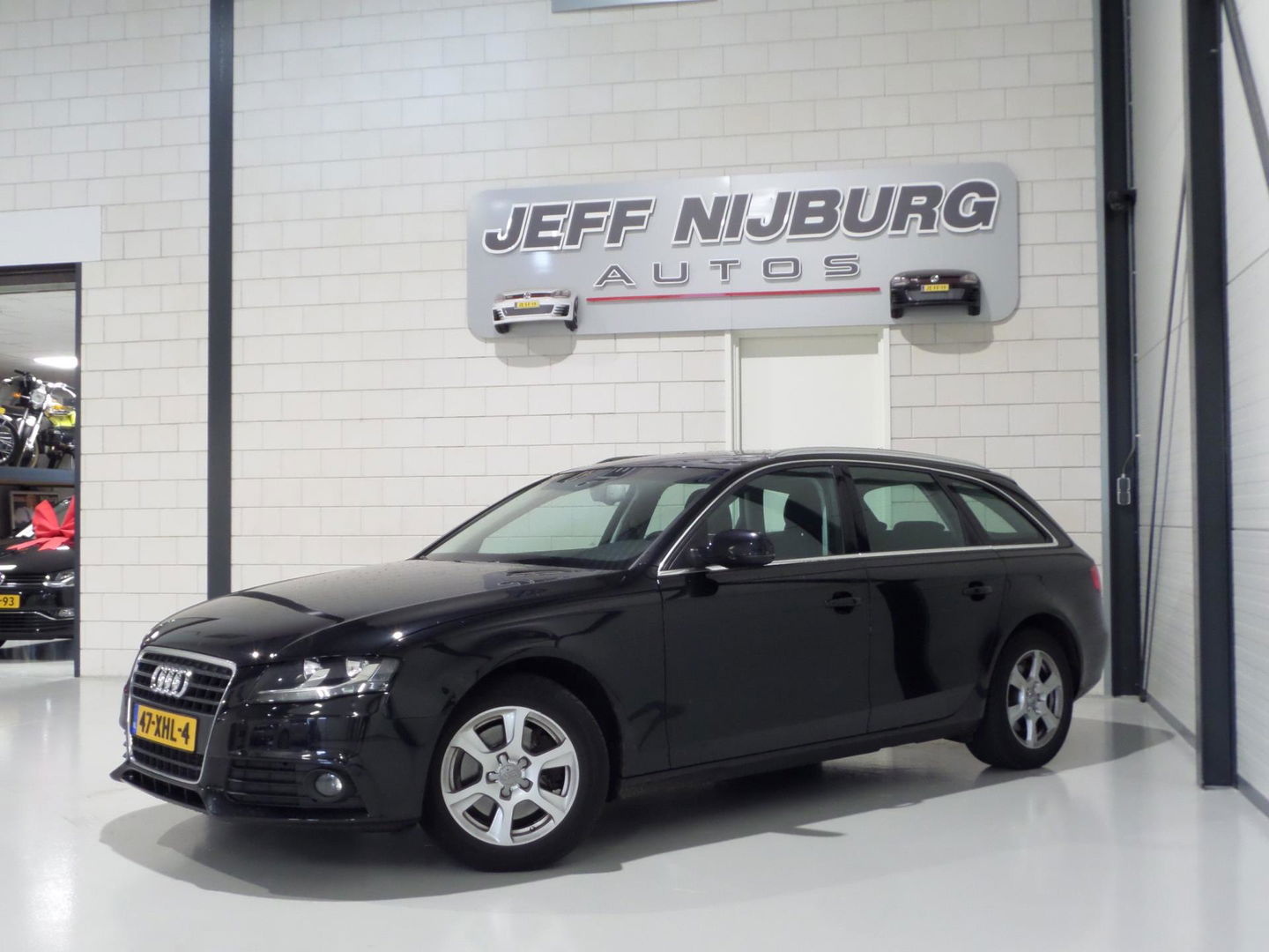 Audi A4 Avant 1.8 TFSI Pro Line Business "Origineel NL!" Bluetooth Navigatie Parkeersensoren Cruise-control, van 2e eigenaar !