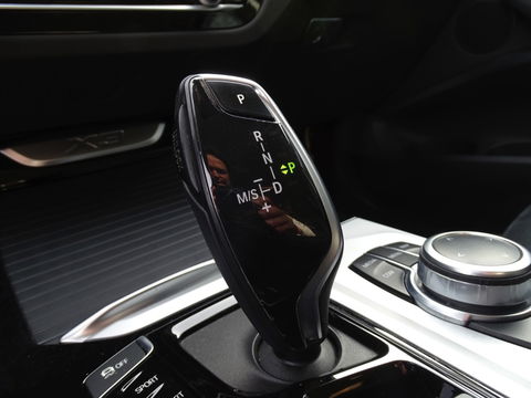 BMW X3 xDrive20i 184PK automaat / I-Drive / trekhaak / LED