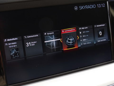 BMW X3 xDrive20i 184PK automaat / I-Drive / trekhaak / LED