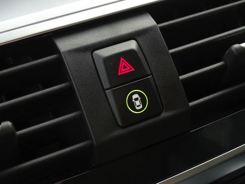 BMW X3 xDrive20i 184PK automaat / I-Drive / trekhaak / LED