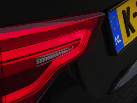 BMW X3 xDrive20i 184PK automaat / I-Drive / trekhaak / LED