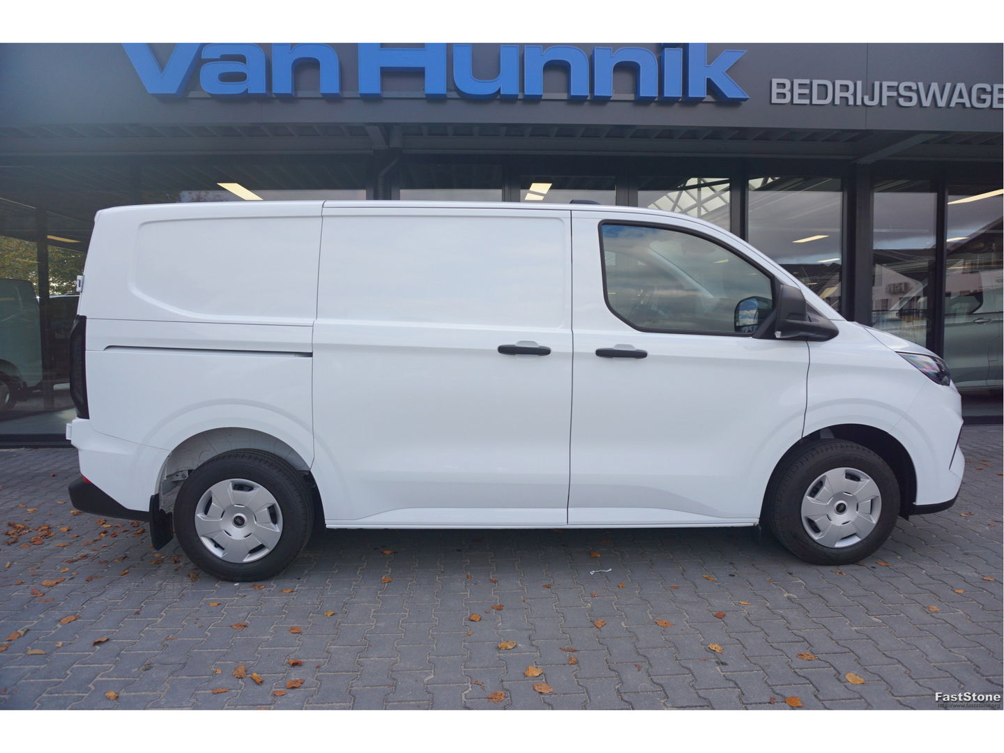 Ford Transit Custom 280S 136PK Trend BPM VRIJ 13" Scherm Apple CP / Android A. Camera, LED!! NR. J321*