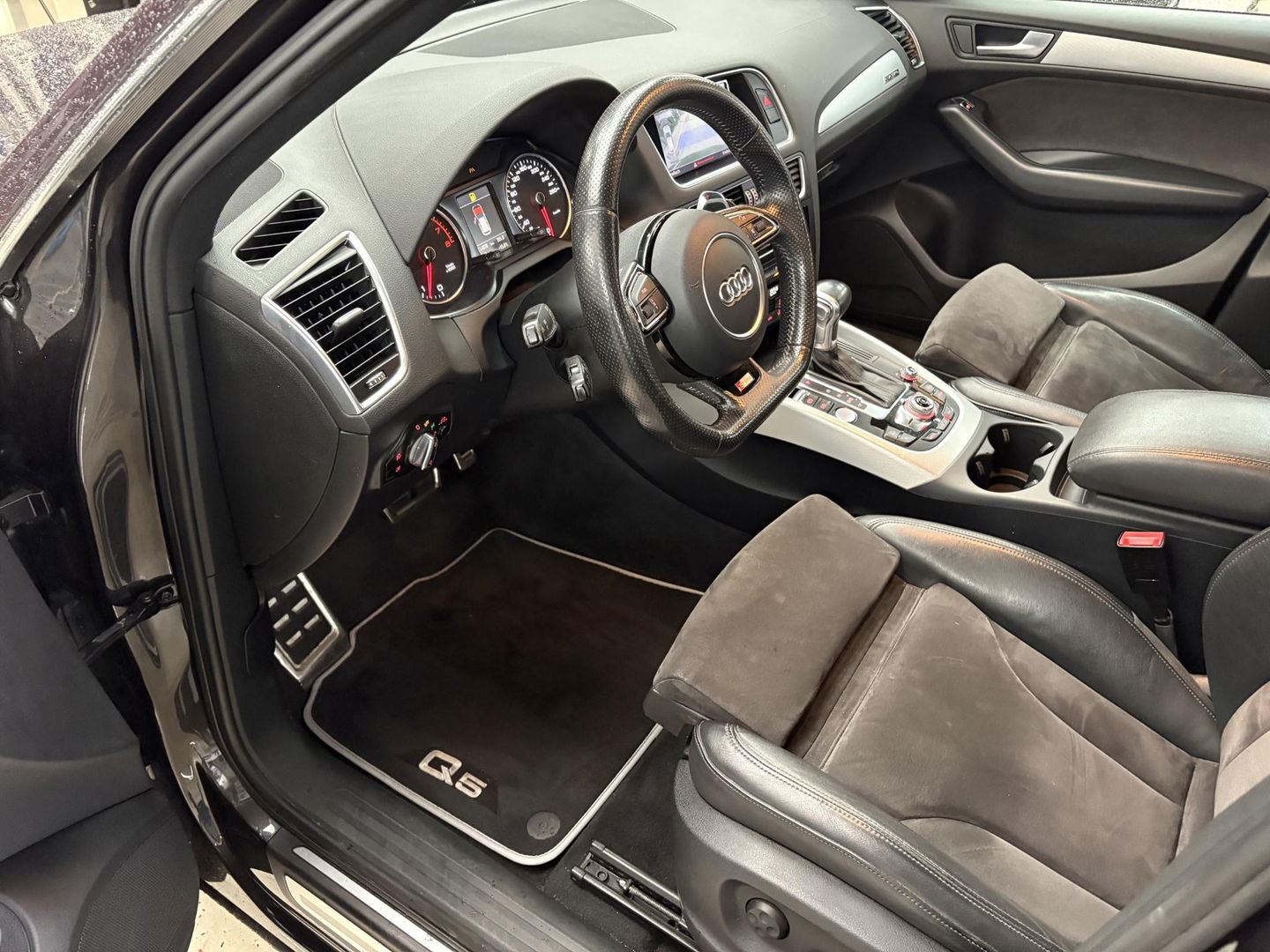 Audi Q5 2.0 TFSI quattro Adrenalin Sport 179PK | ADAPTIVE CRUISE | ALCANTARA | BOMVOL | STANDKACHEL