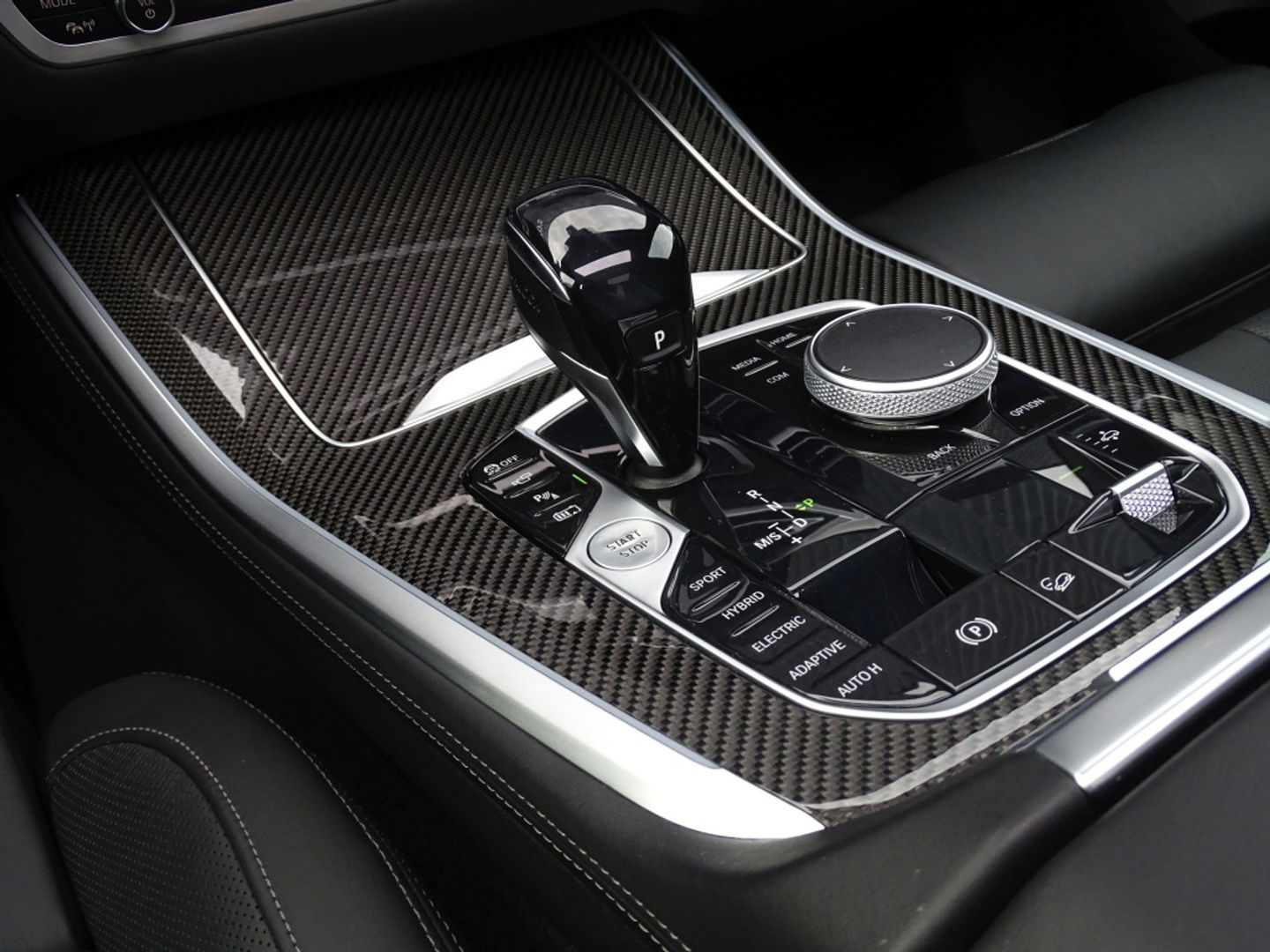 BMW X5 45e X-Drive M-Sport / Individual / Carbon / B&W / 360° / Laser