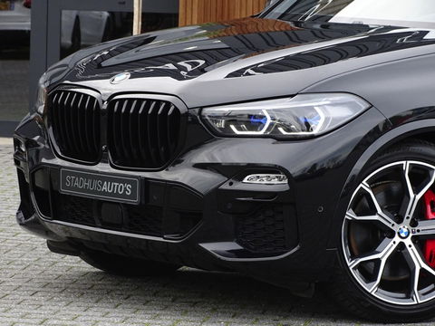 BMW X5 45e X-Drive M-Sport / Individual / Carbon / B&W / 360° / Laser