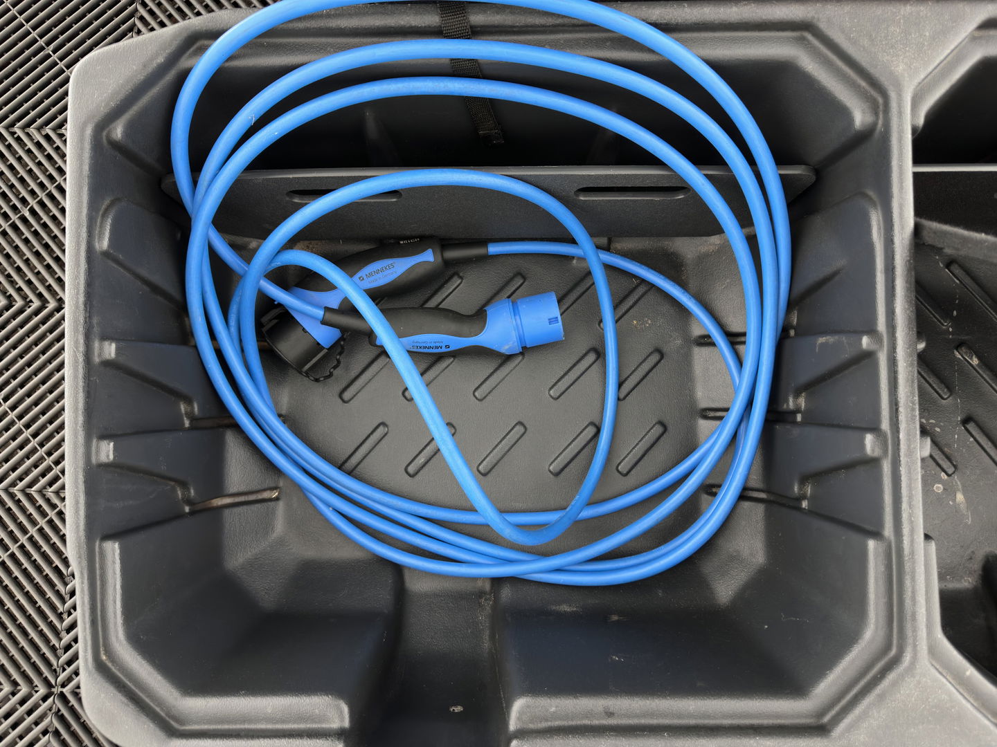 Nissan Leaf Tekna 30 kWh {SOH-78%} Aut. *LUXURY-LEATHER | FULL-LED | BOSE-SURROUND | TOP-VIEW | KEYLESS | NAVI-FULLMAP | ECC | HEATED-COMFORTSEATS | CAMERA | DIGI-COCKPIT | PRIVACY-GLASS | 17"ALU*