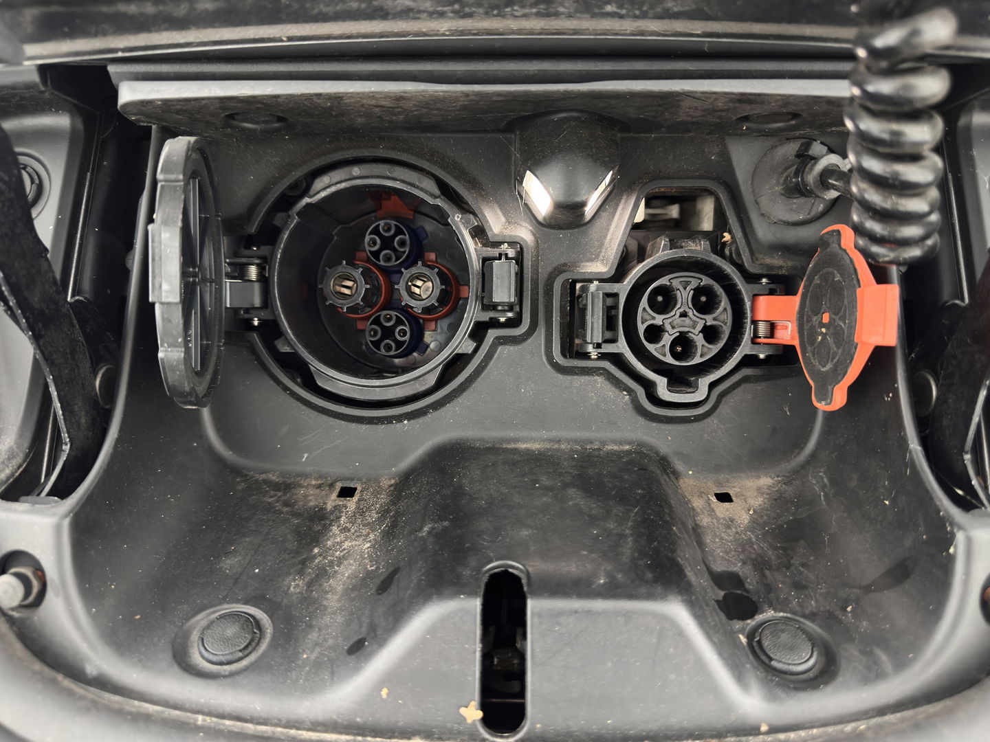 Nissan Leaf Tekna 30 kWh {SOH-78%} Aut. *LUXURY-LEATHER | FULL-LED | BOSE-SURROUND | TOP-VIEW | KEYLESS | NAVI-FULLMAP | ECC | HEATED-COMFORTSEATS | CAMERA | DIGI-COCKPIT | PRIVACY-GLASS | 17"ALU*