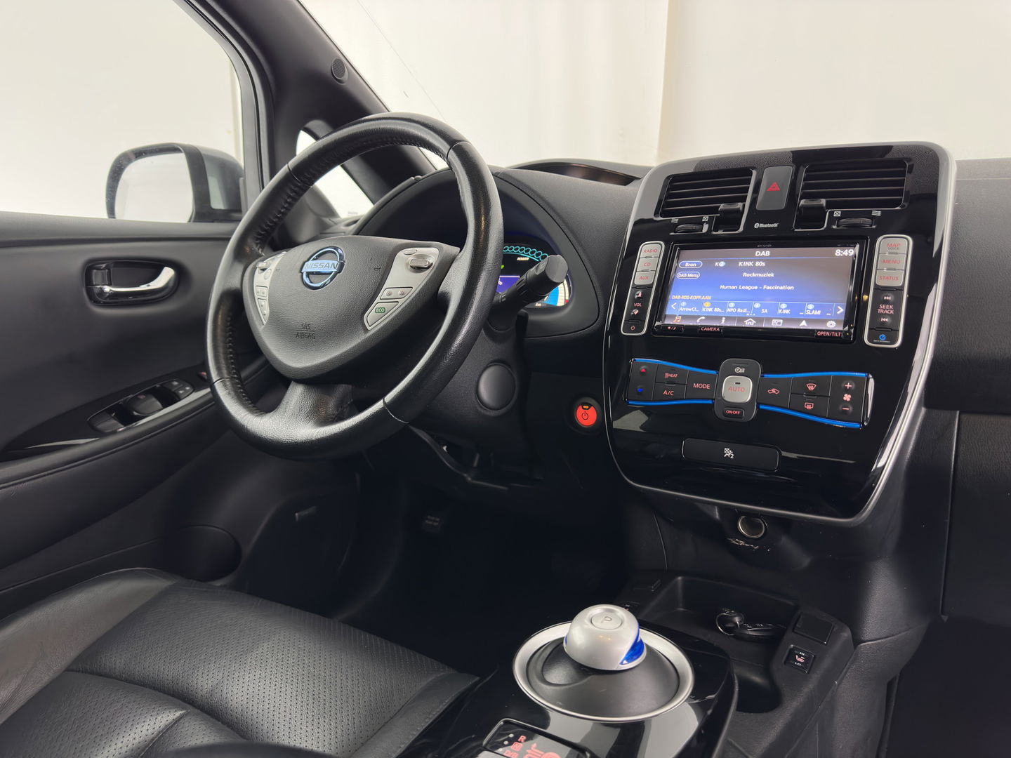 Nissan Leaf Tekna 30 kWh {SOH-78%} Aut. *LUXURY-LEATHER | FULL-LED | BOSE-SURROUND | TOP-VIEW | KEYLESS | NAVI-FULLMAP | ECC | HEATED-COMFORTSEATS | CAMERA | DIGI-COCKPIT | PRIVACY-GLASS | 17"ALU*