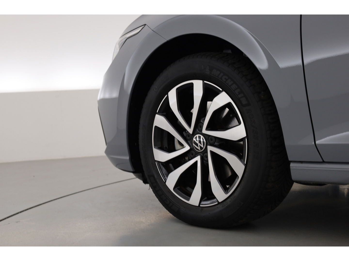 Volkswagen Golf 1.5 eTSI DSG | Navi | Stoel- Stuurverw. | Adapt. Cruise | Apple CarPlay