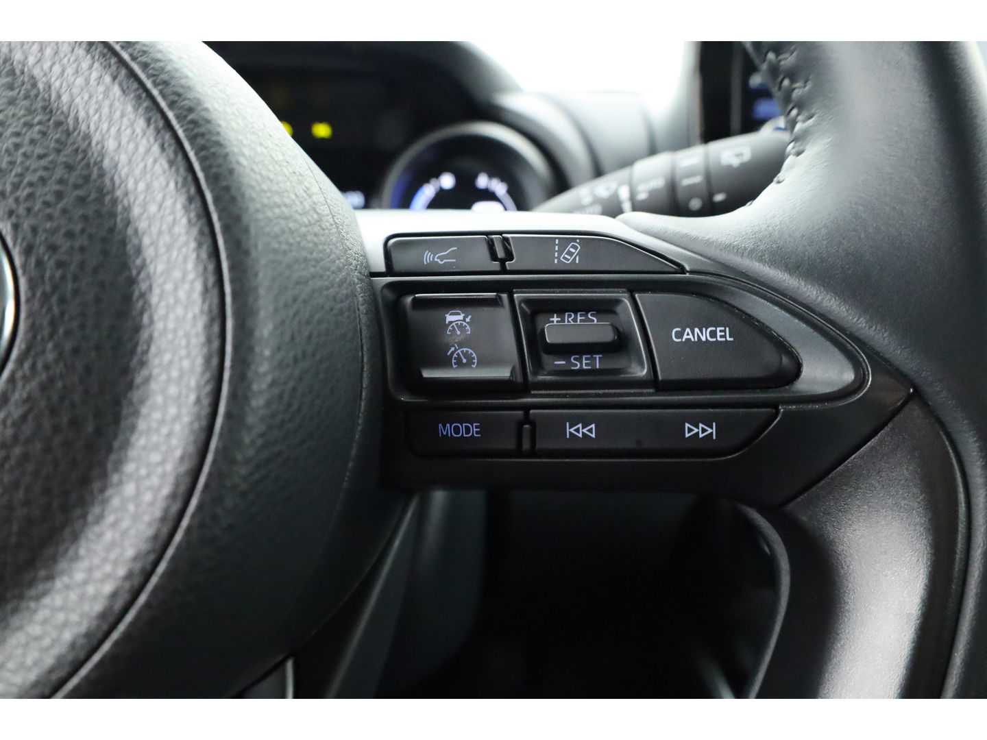 Toyota Yaris 1.5 Hybrid Dynamic | Apple CarPlay & Android Auto | Camera | Airco | Adapt. Cruise | Keyless