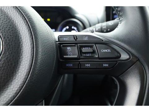 Toyota Yaris 1.5 Hybrid Dynamic | Apple CarPlay & Android Auto | Camera | Airco | Adapt. Cruise | Keyless