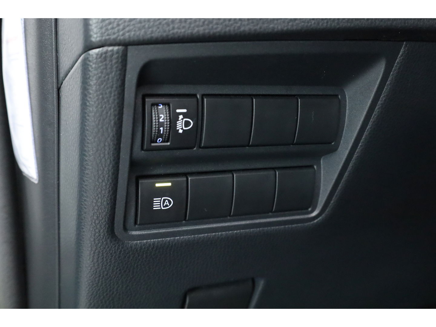 Toyota Yaris 1.5 Hybrid Dynamic | Apple CarPlay & Android Auto | Camera | Airco | Adapt. Cruise | Keyless