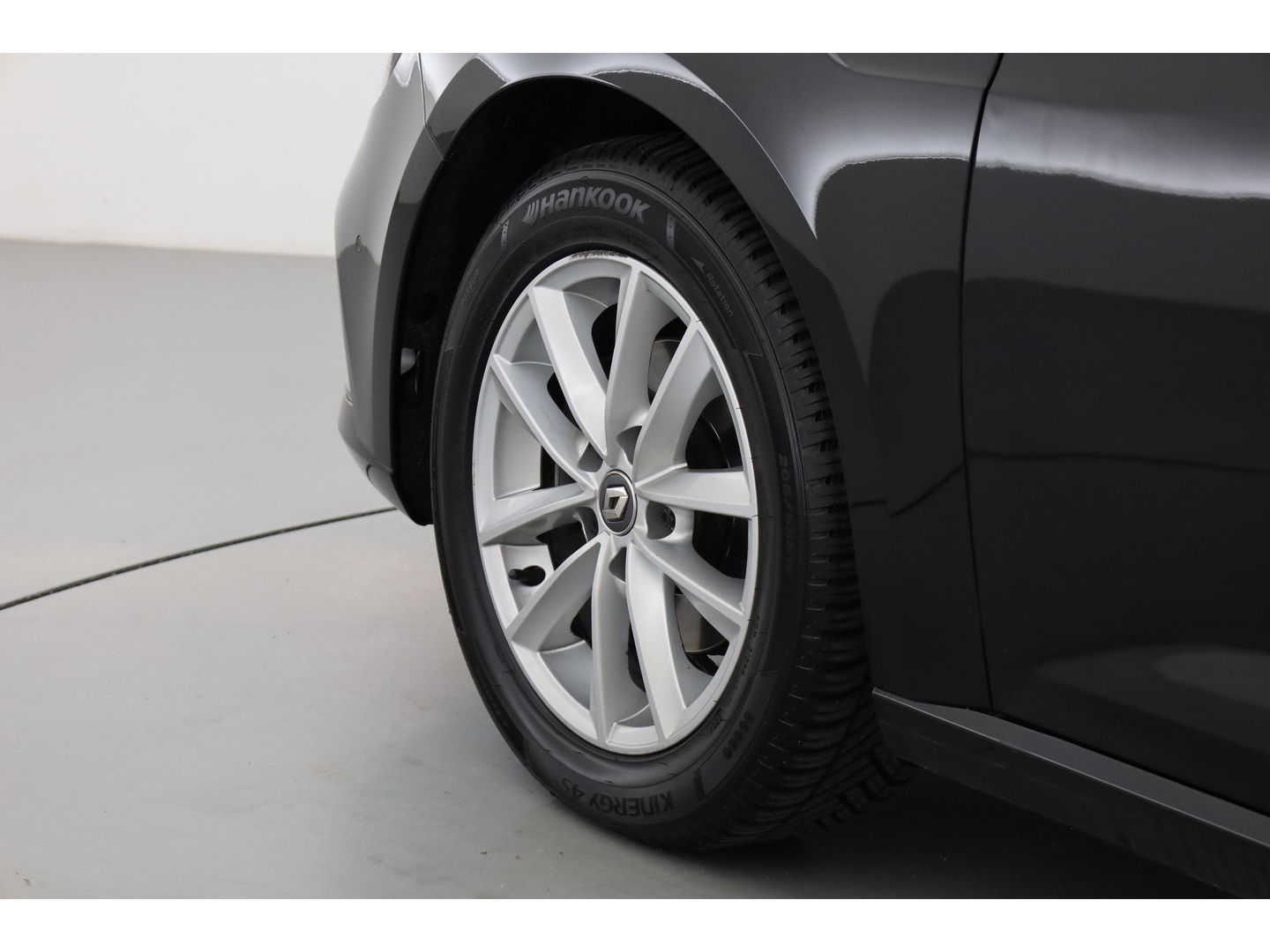 Renault Mégane Estate 1.3 TCe Limited | Automaat | Navi | Camera | Apple CarPlay | All Seasons | Park Assist