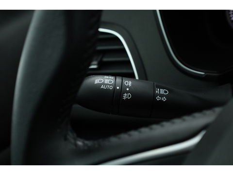 Renault Mégane Estate 1.3 TCe Limited | Automaat | Navi | Camera | Apple CarPlay | All Seasons | Park Assist