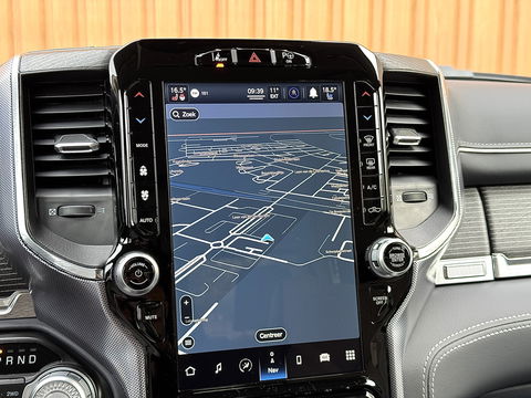 Dodge Ram 1500 5.7 V8 4x4 Crew Cab Limited | Luchtvering | LPG | Harman/Kardon | Panoramadak | 22" Lichtmetaal | Stoelventilatie / verwarming | Stuurwielverwarming | 360° Camera | Spiegel Camera |