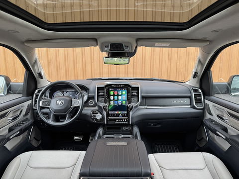 Dodge Ram 1500 5.7 V8 4x4 Crew Cab Limited | Luchtvering | LPG | Harman/Kardon | Panoramadak | 22" Lichtmetaal | Stoelventilatie / verwarming | Stuurwielverwarming | 360° Camera | Spiegel Camera |