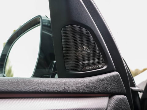 BMW X5 M50d 381PK Panodak Harman Kardon | Nieuwe DB-ketting facturen erbij