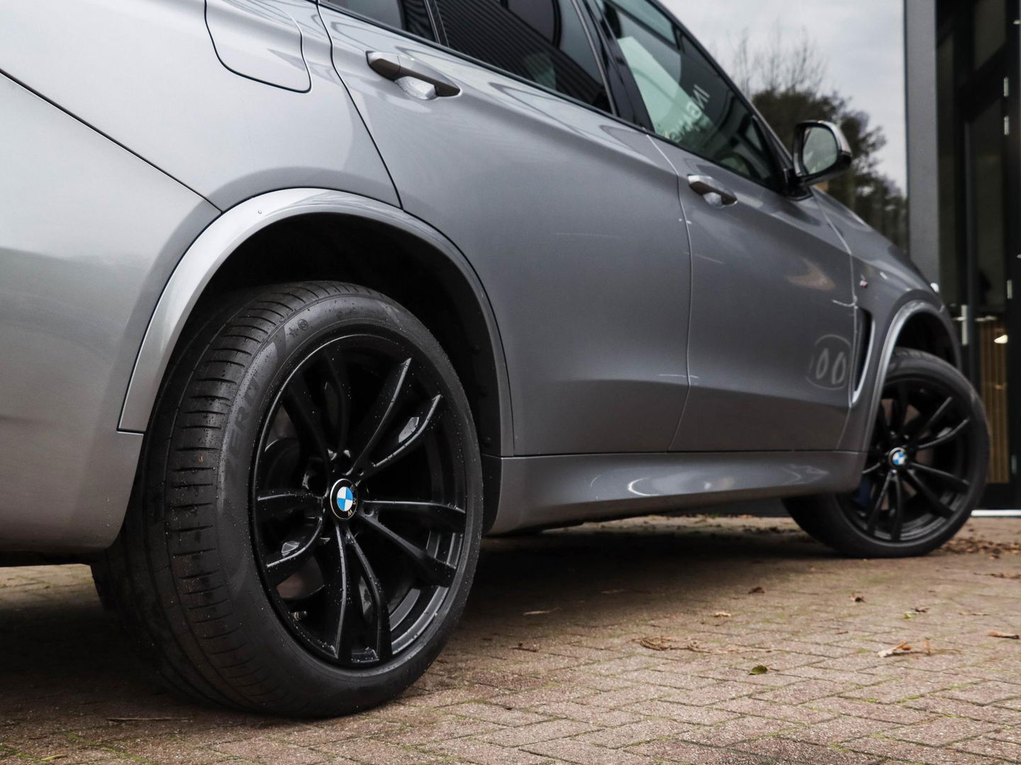 BMW X5 M50d 381PK Panodak Harman Kardon | Nieuwe DB-ketting facturen erbij