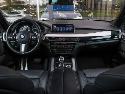 BMW X5 M50d 381PK Panodak Harman Kardon | Nieuwe DB-ketting facturen erbij