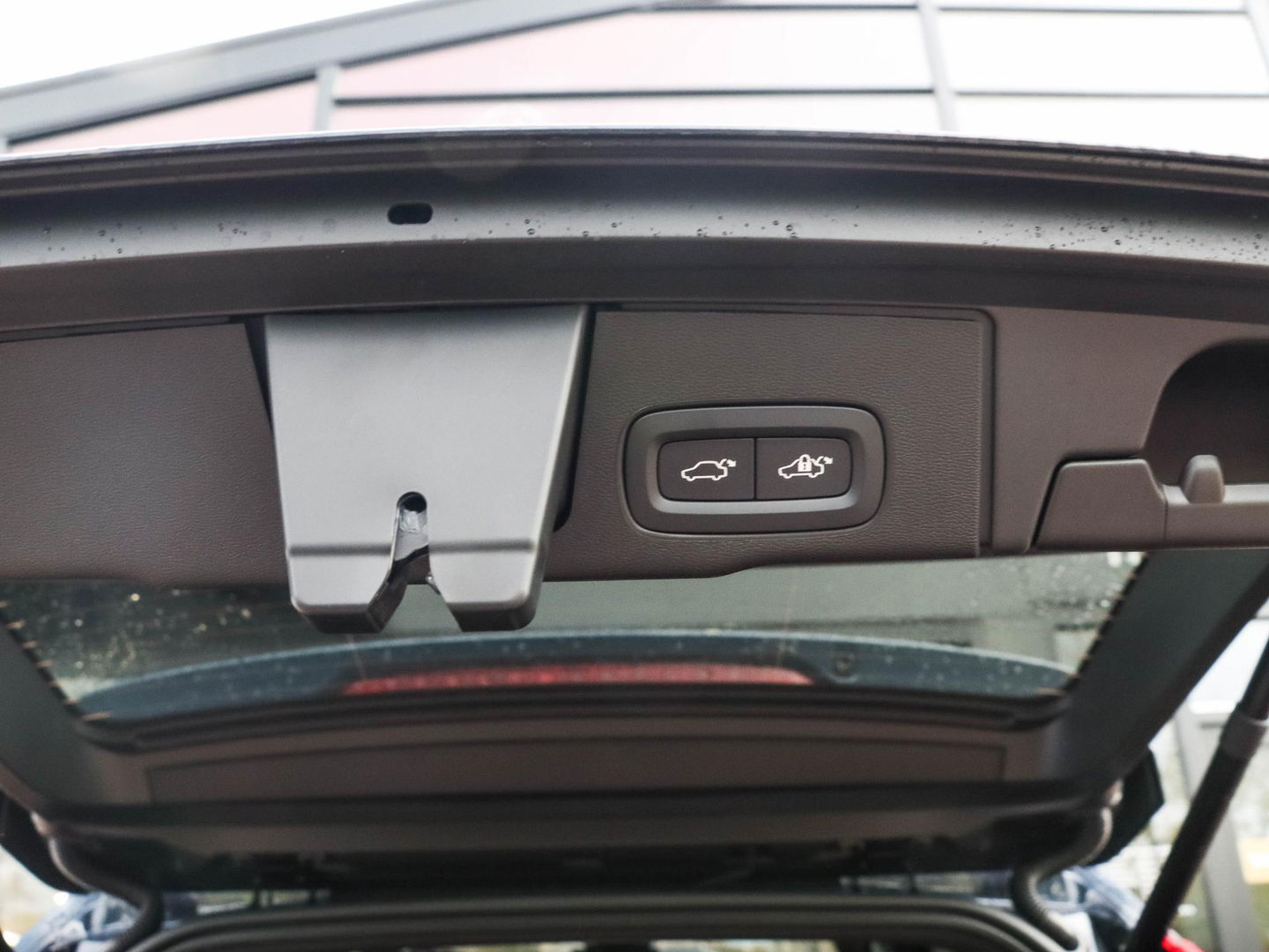 Volvo XC60 T6 Plus Black Edition MY 2026 Panodak 360 cam 21 inch