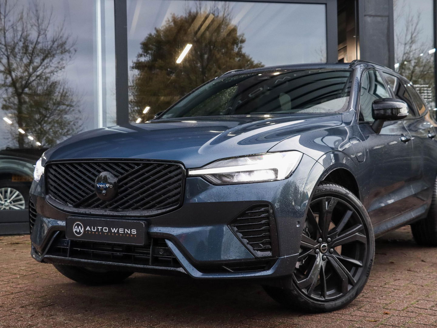 Volvo XC60 T6 Plus Black Edition MY 2026 Panodak 360 cam 21 inch