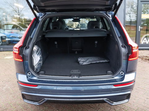 Volvo XC60 T6 Plus Black Edition MY 2026 Panodak 360 cam 21 inch