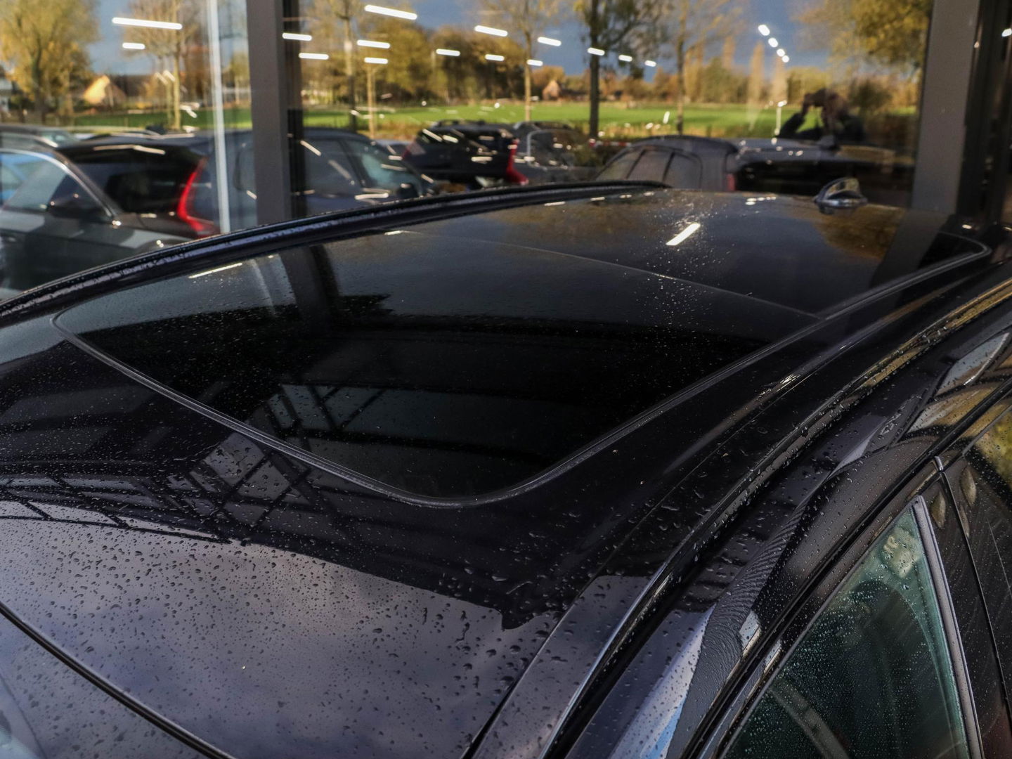 Volvo XC60 T6 AWD Ultra Black Edition Pano HUD 360cam 21''