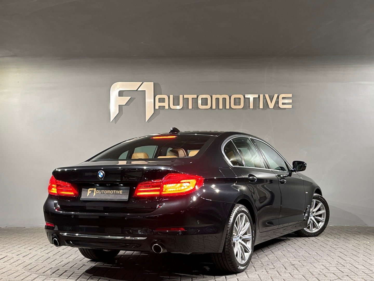 BMW 5 Serie 520i High Executive Pano|Leer|Memory|Sfeer|NAP