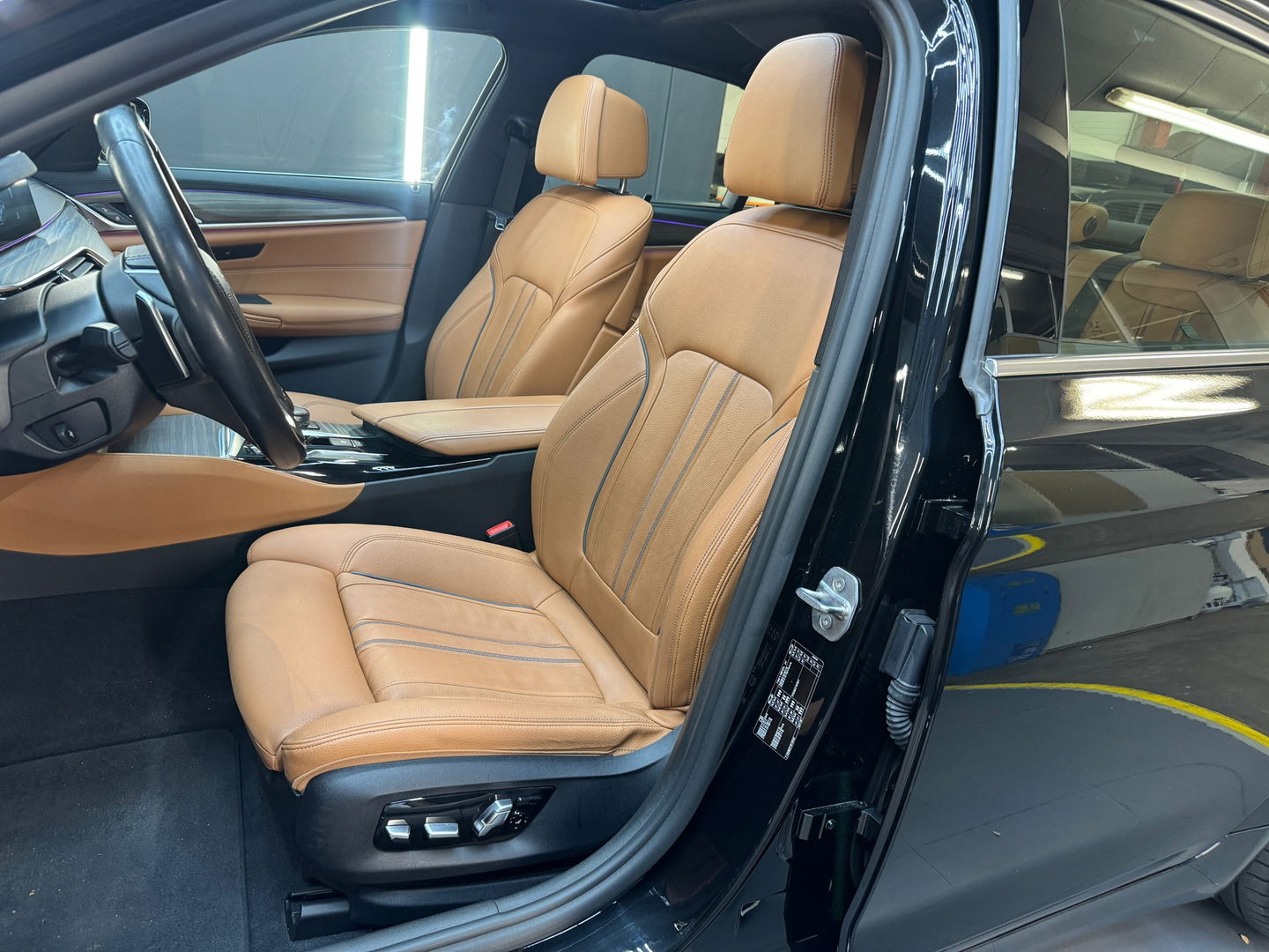 BMW 5 Serie 520i High Executive Pano|Leer|Memory|Sfeer|NAP