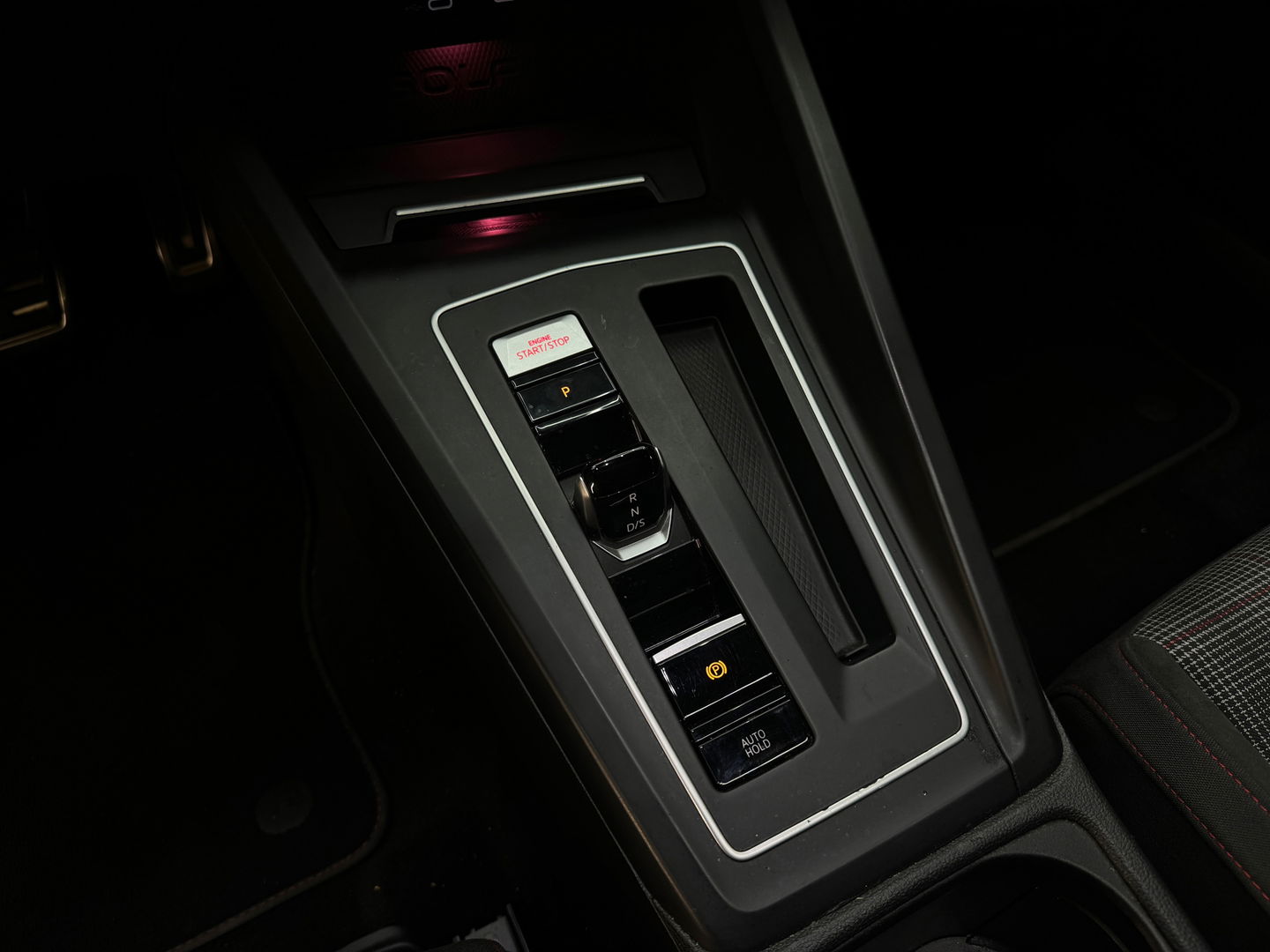 Volkswagen Golf 2.0 TSI GTI Pano|IQ|Keyles|H/K|Sfeer|Camera