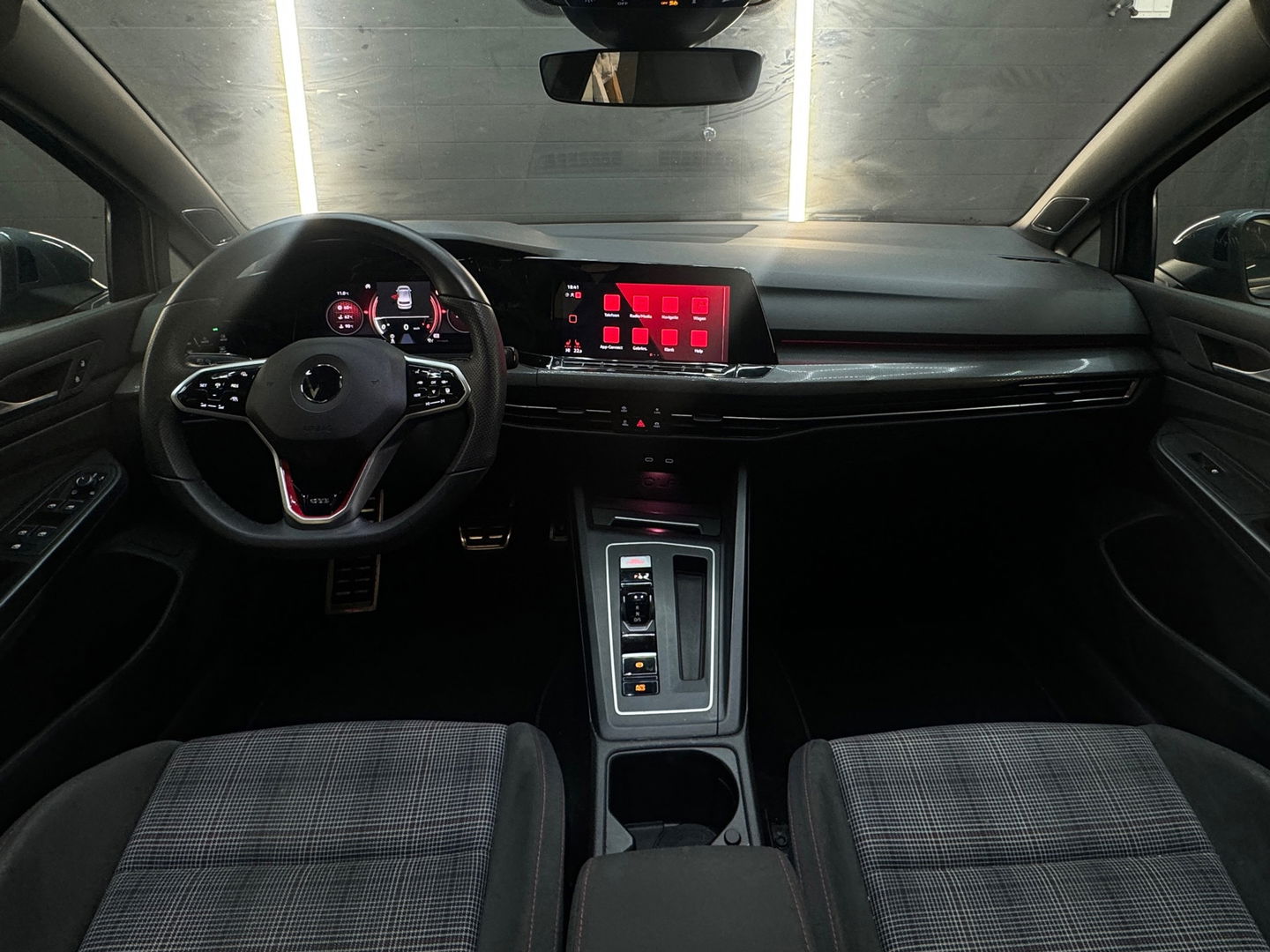 Volkswagen Golf 2.0 TSI GTI Pano|IQ|Keyles|H/K|Sfeer|Camera