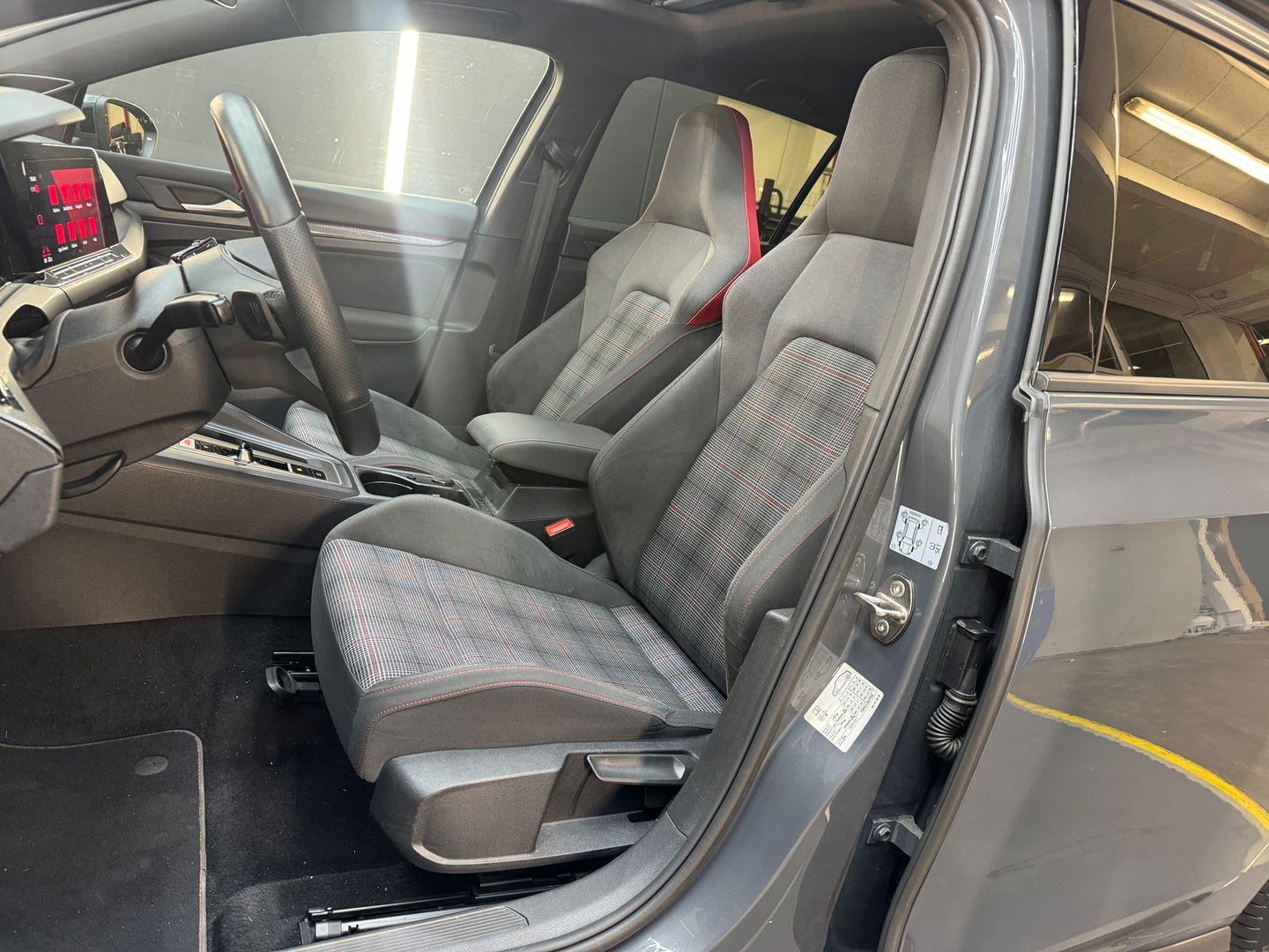 Volkswagen Golf 2.0 TSI GTI Pano|IQ|Keyles|H/K|Sfeer|Camera