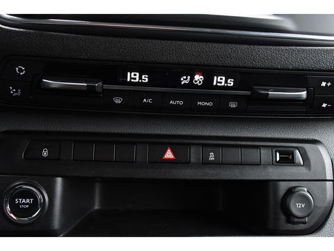 Toyota ProAce Worker 2.0 L3 DC PB Edition Camera, Cruise, Carplay, Clima, 177pk, Automaat, 2 x Schuifdeur, Keyless, NAVI, Uniek!