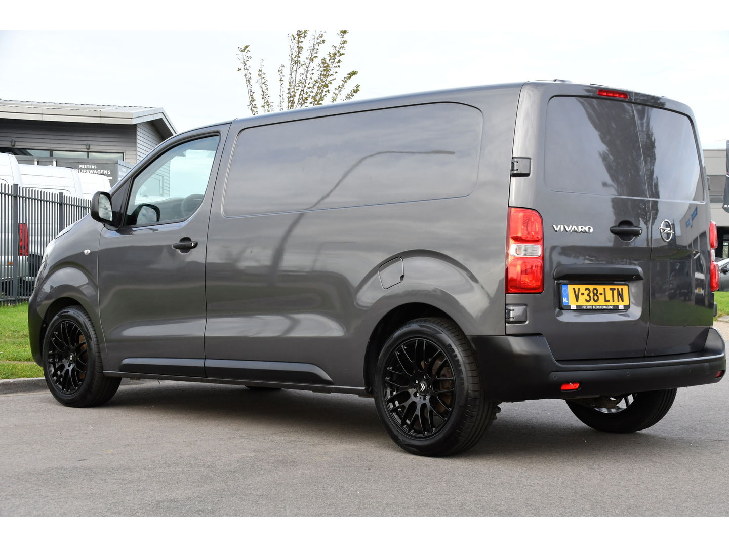 Opel Vivaro 1.5 CDTI L2H1 PB Edition Cruise, Camera, Airco, 120pk, Sensoren, Leder!