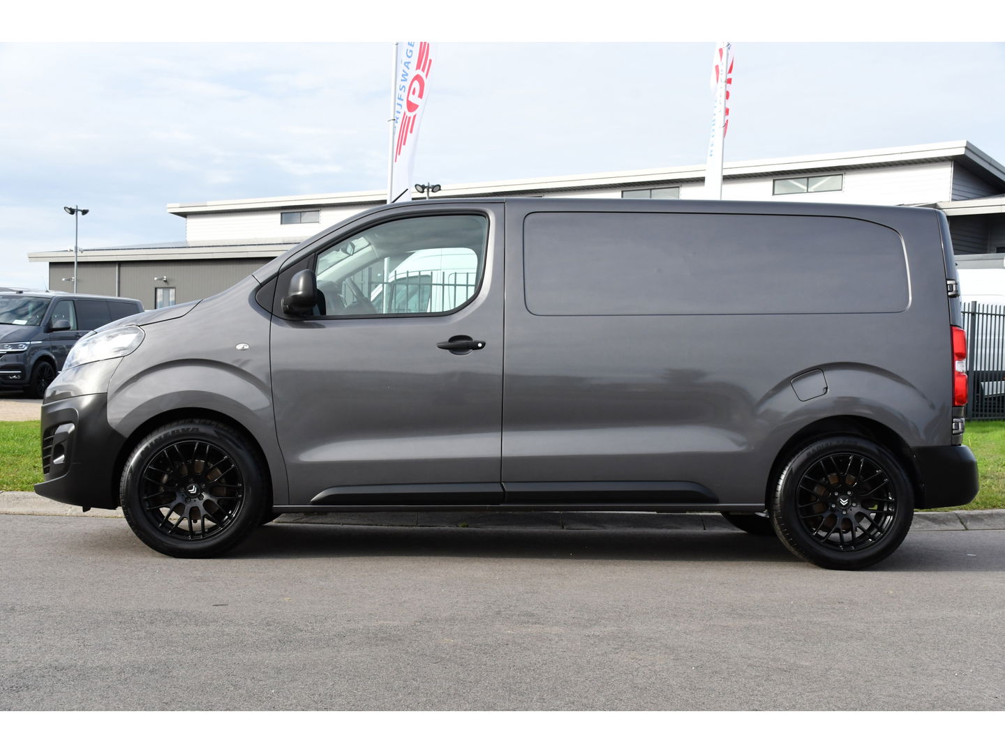 Opel Vivaro 1.5 CDTI L2H1 PB Edition Cruise, Camera, Airco, 120pk, Sensoren, Leder!