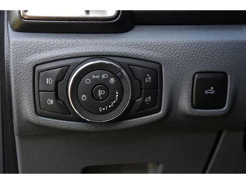 Ford Ranger 3.2 TDCi Wildtrak Supercab Camera, Adaptieve Cruise, 3500kg Trekhaak, Carplay, Automaat, 4x4, Multimedia, Uniek!